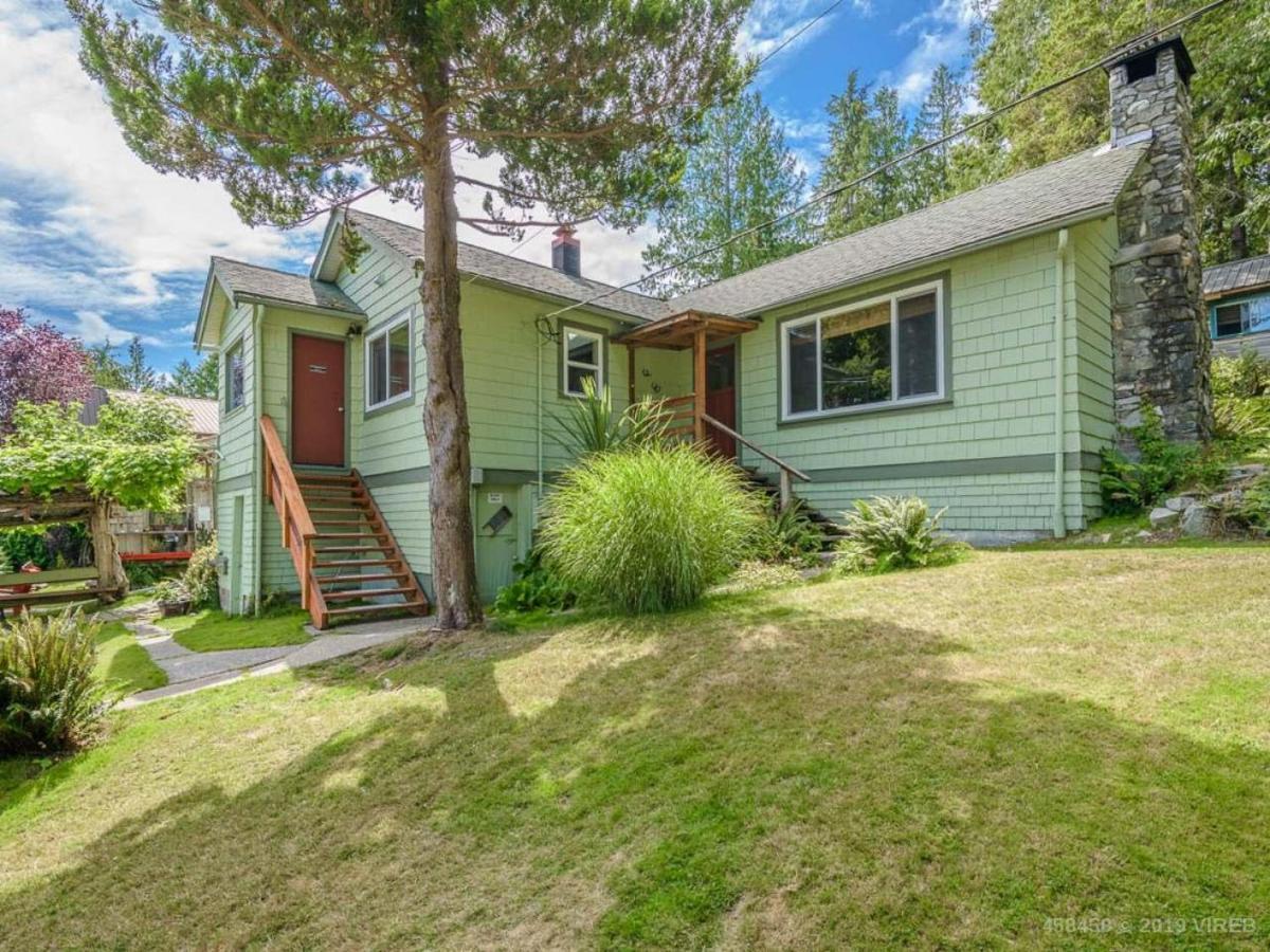 Hotel Woods End Landing à Bamfield Extérieur photo
