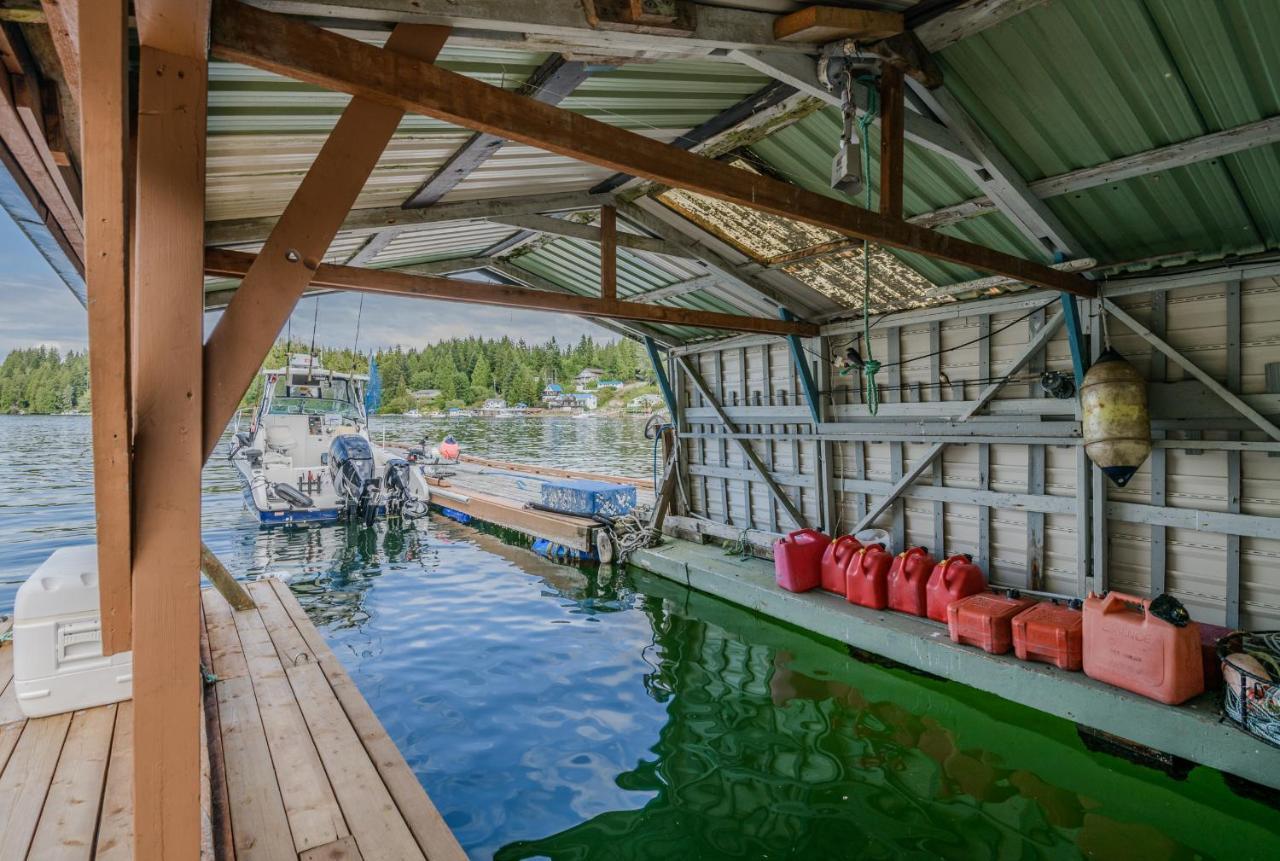Hotel Woods End Landing à Bamfield Extérieur photo